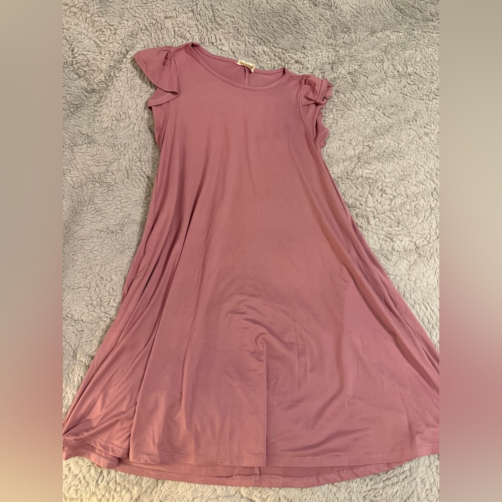 Chic Mauve Flutter Sleeve Mini Dress